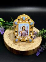 Икона настольная латунная в позолоте с финифтью