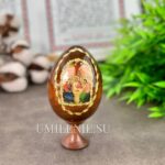 Яйцо Пасхальное  на деревянной подставке с иконой  "Троица" ( малое )
