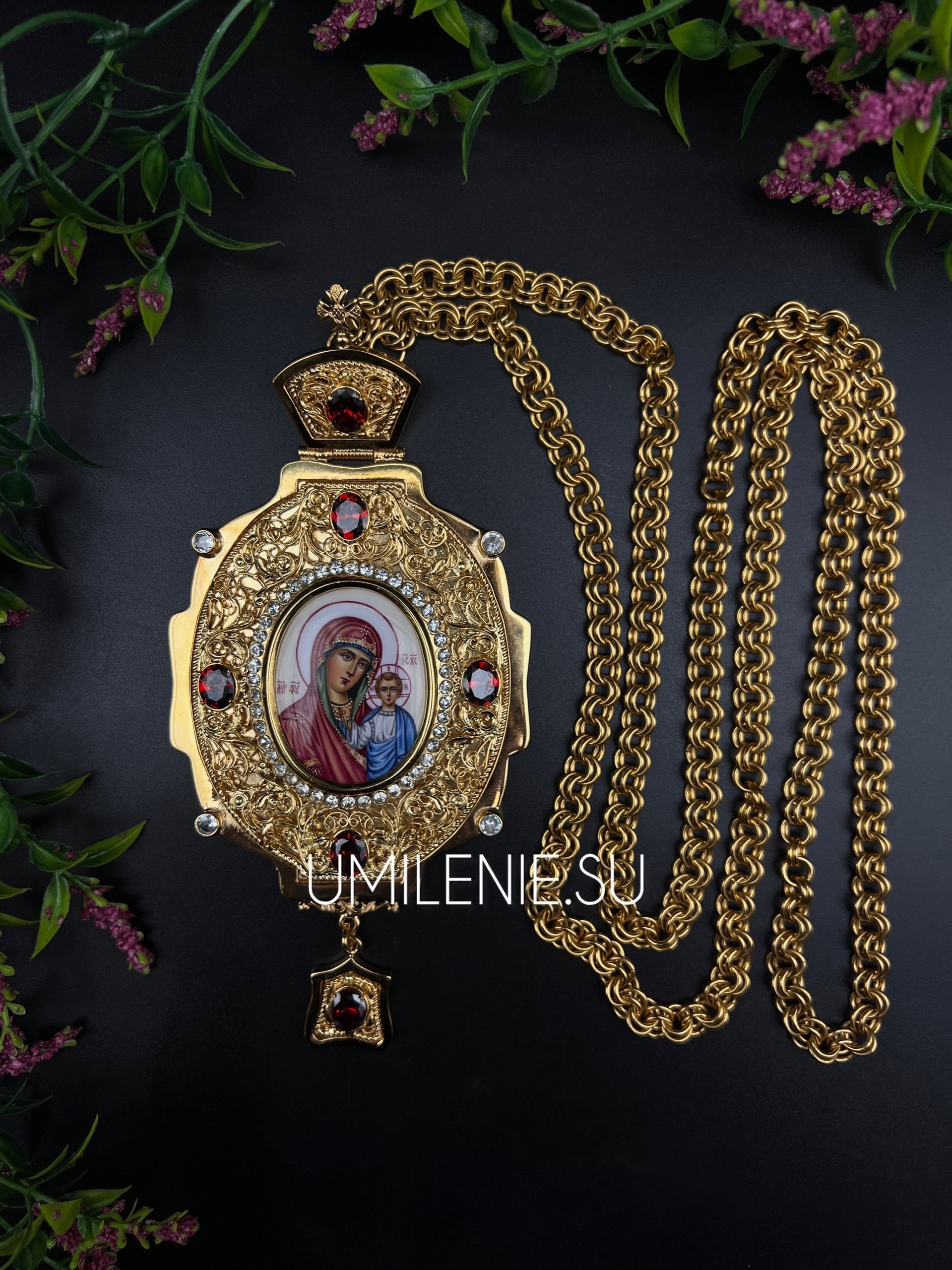 -KjavSQoRYKz6KruEpcu5uaEvrDFjWe7atG3BYVAx1b45zbFV0lR7xD_XOYUl08XqCnGijszPQXWozjNn_NhAlKD Панагия латунная в позолоте (финифть,фианиты) без цепи — изображение 1